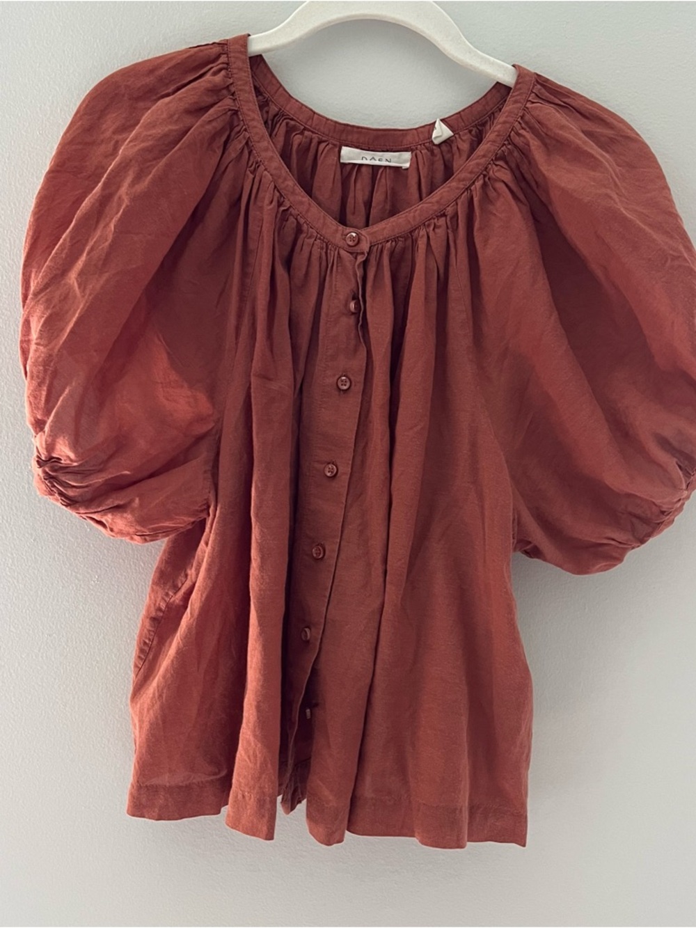 Doen June Top in Tierra